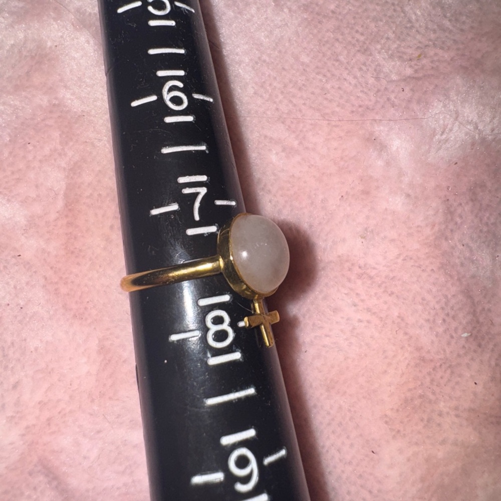 New Stonehart X Selkie Feminist Selkie Logo Ring Rose Quartz Gold Plate Silver - Picture 4 of 8
